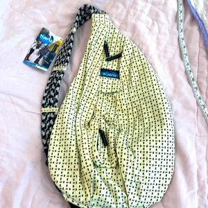 KAVU Sling Bag (NWT)